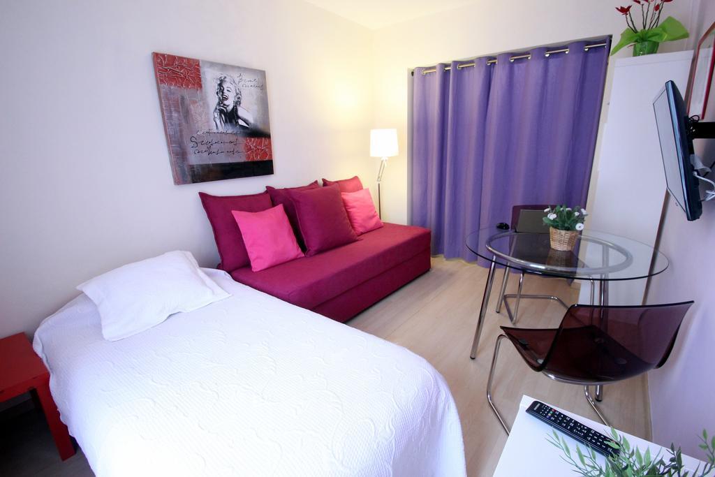 Stopbarcelona Universidad Apartment